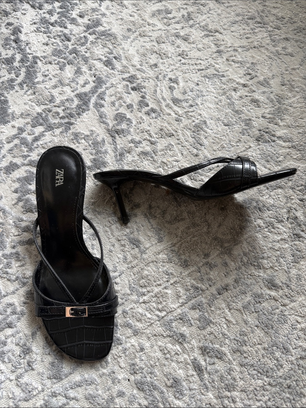 Zara Sz 37 Black Croc-Textured Strappy Heeled Sandals- like new